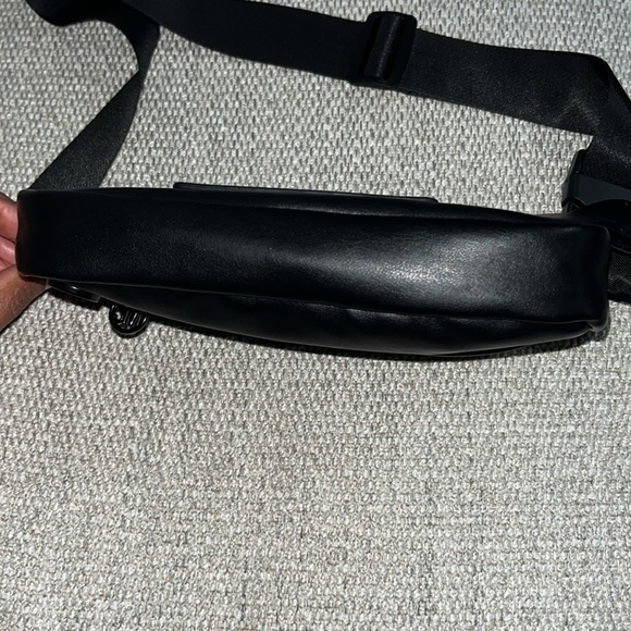 New Steve Madden Belt Bag - Picture 9 of 14